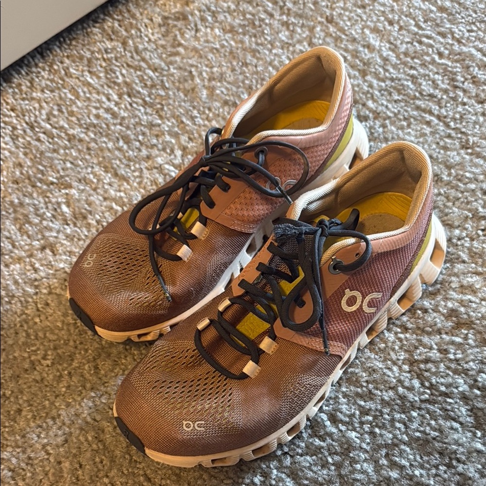 On Running Men's Brown Running Shoes